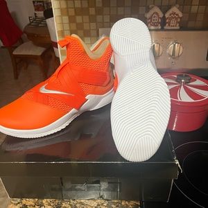 Brand new size 16 Lebron Soldier XII TB Promo
